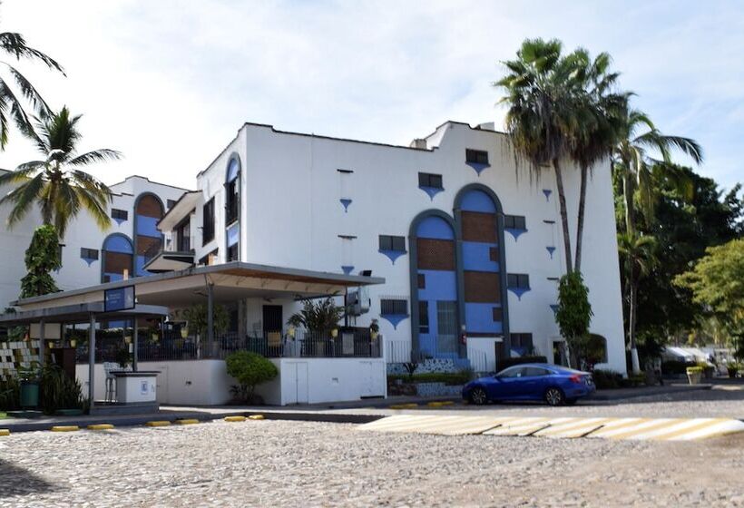 فندق Puerto De Luna Pet Friendly And Family Suites