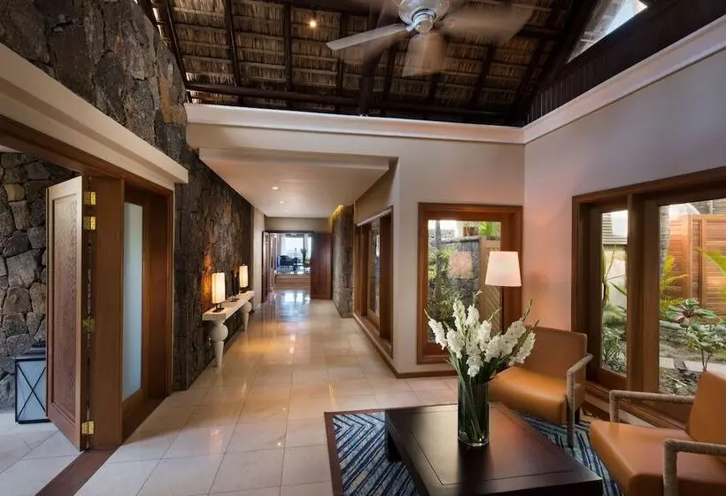 استراحتگاه Constance Belle Mare Plage