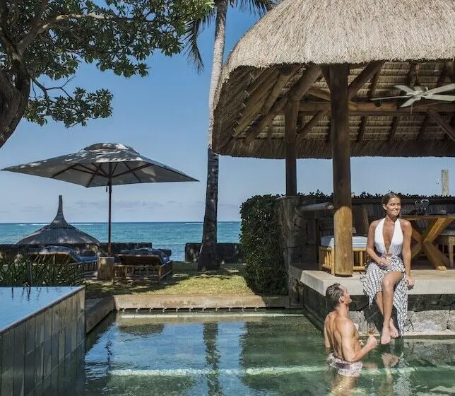استراحتگاه Constance Belle Mare Plage