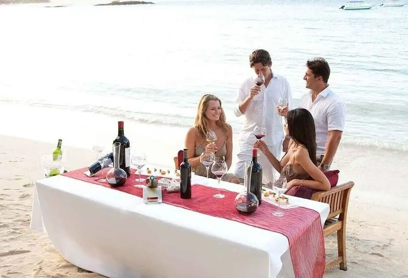 استراحتگاه Constance Belle Mare Plage