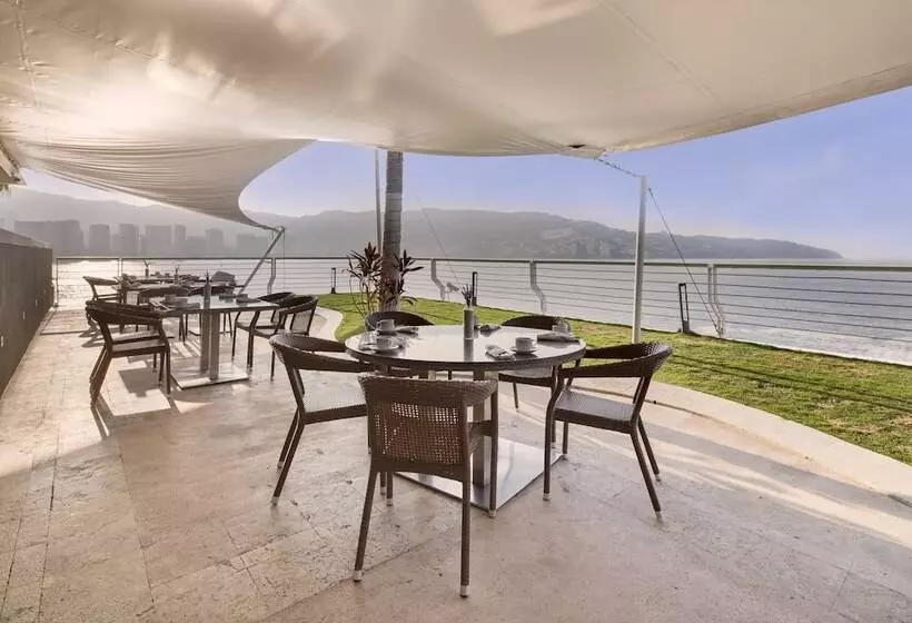 Fiesta Americana Acapulco Villas