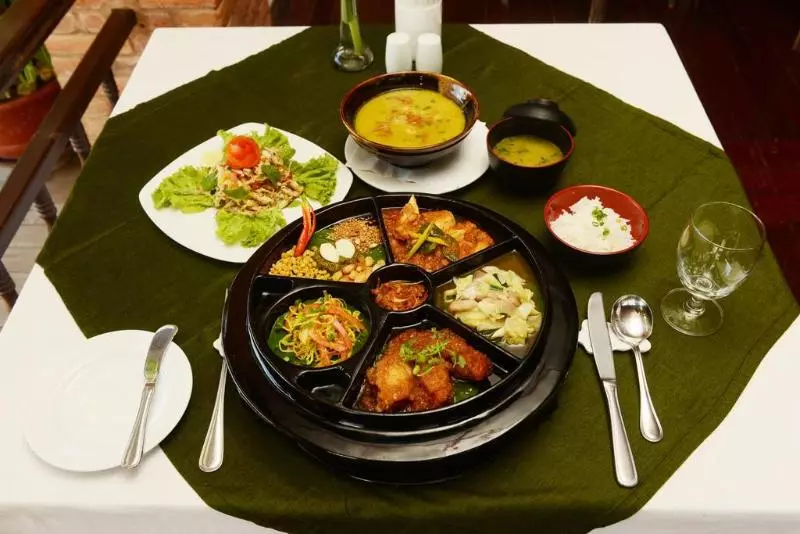 ホテル Bagan Thiripyitsaya Sanctuary Resort