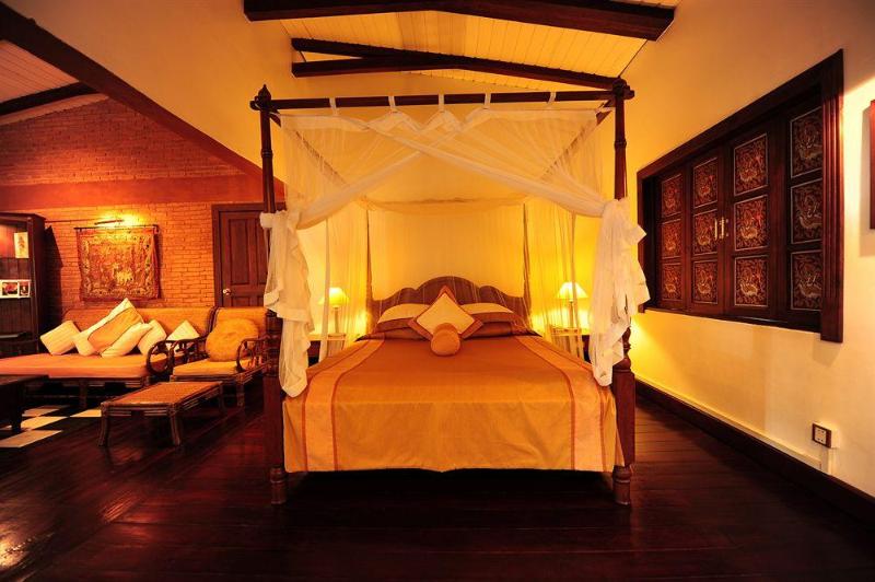 هتل Bagan Thiripyitsaya Sanctuary Resort