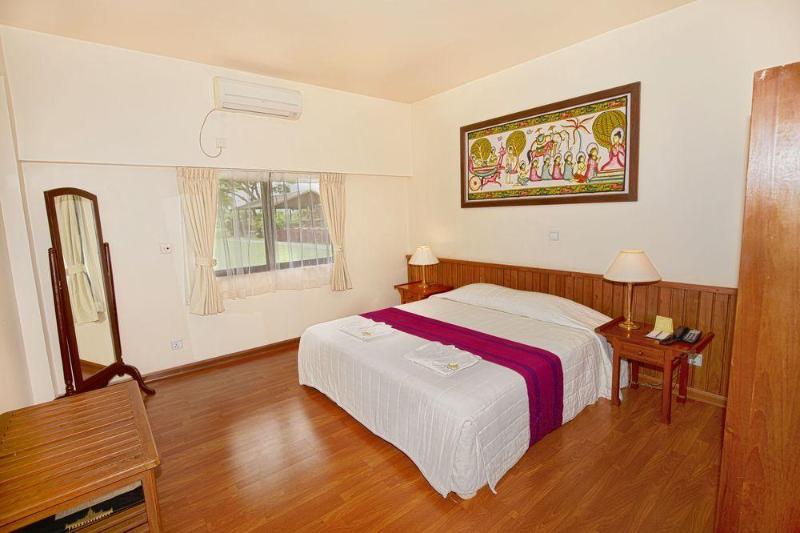 هتل Bagan Thiripyitsaya Sanctuary Resort