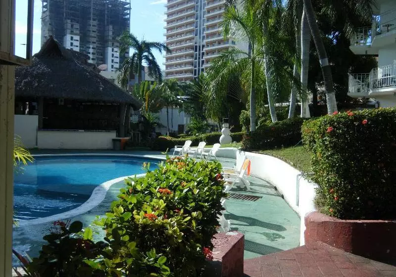 ホテル El Tropicano