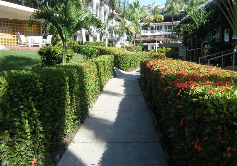 فندق El Tropicano