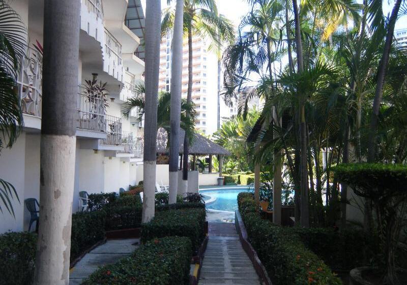 فندق El Tropicano