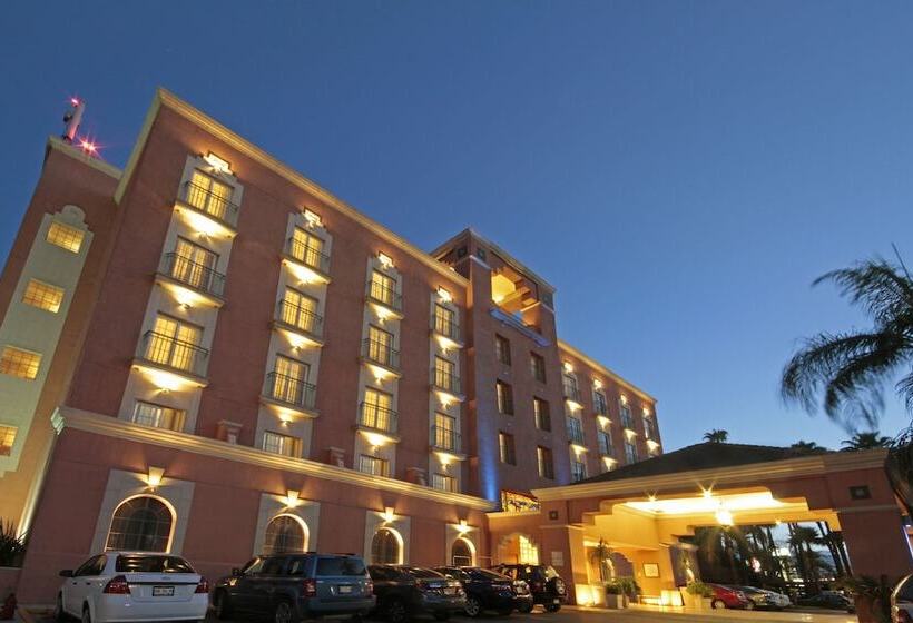 Otel Holiday Inn Express Monterrey Galerias San Jeronimo, An Ihg