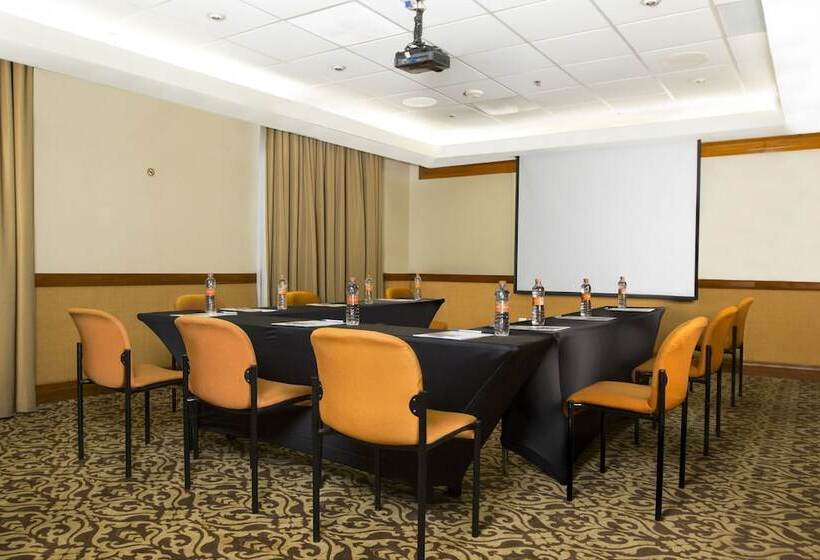 Otel Holiday Inn Express Monterrey Galerias San Jeronimo, An Ihg