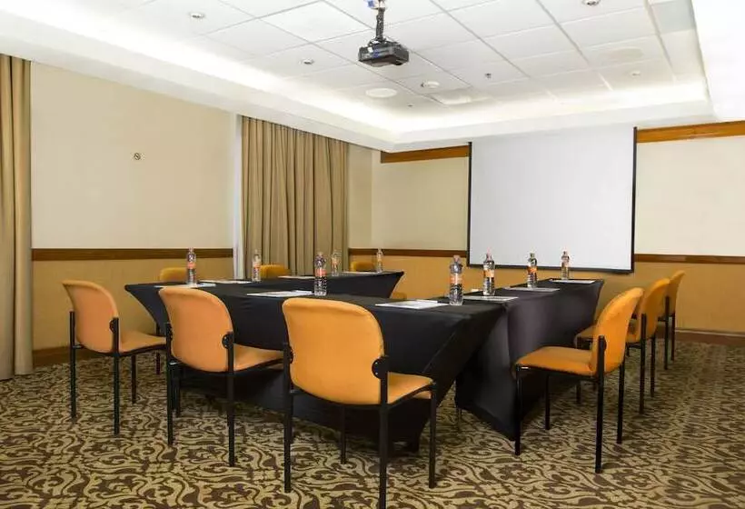 酒店 Holiday Inn Express Monterrey Galerias San Jeronimo, An Ihg