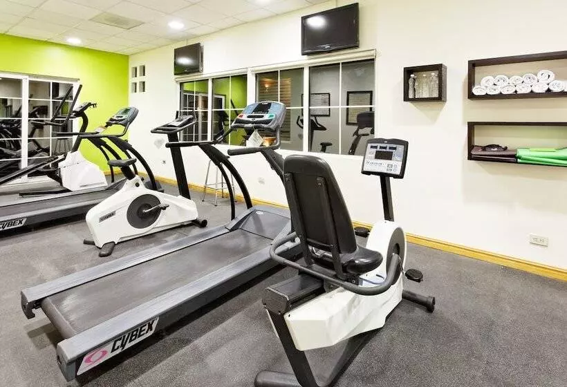 酒店 Holiday Inn Express Monterrey Galerias San Jeronimo, An Ihg