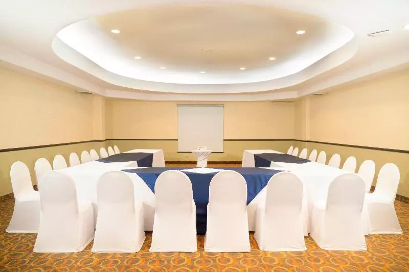 酒店 Holiday Inn Tijuana Zona Rio, An Ihg