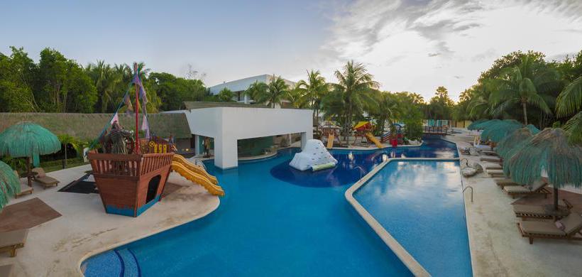 Hotel Oasis Tulum Lite