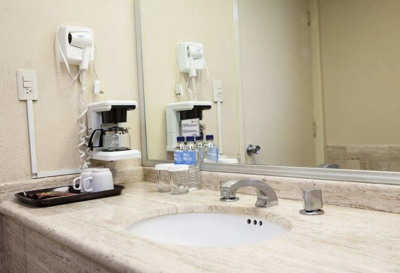 בית מלון כפרי San Marcos Grand