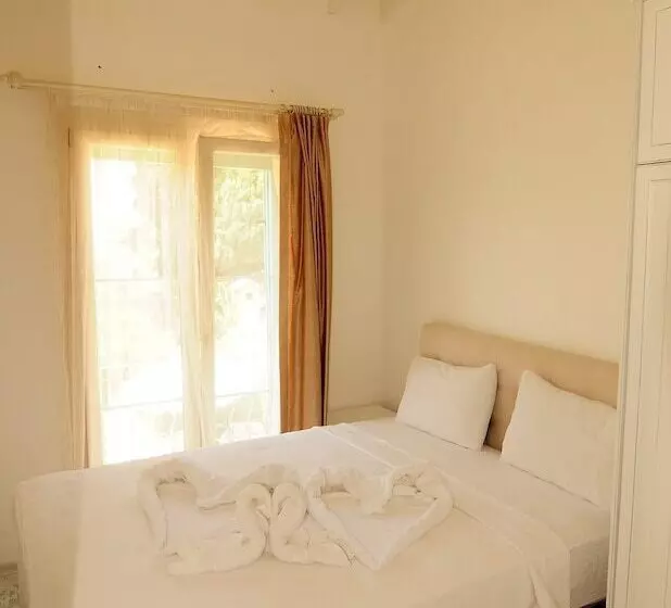 Alacati Eldoris Otel