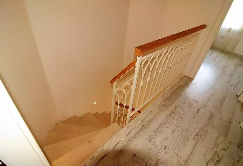 Alacati Eldoris Otel