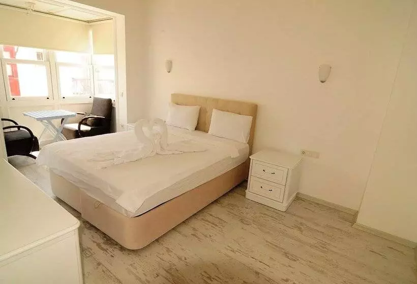 Alacati Eldoris Otel