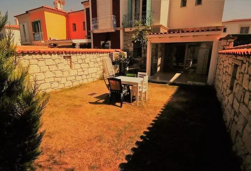 Alacati Eldoris Otel