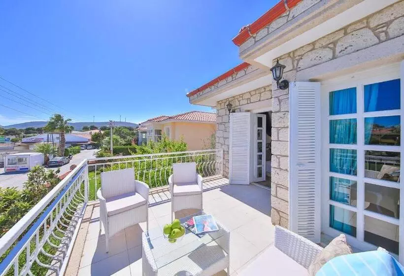 Hotelli Alacati Sorf