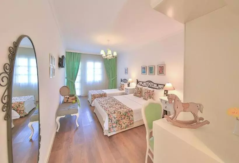 Hotelli Alacati Sorf