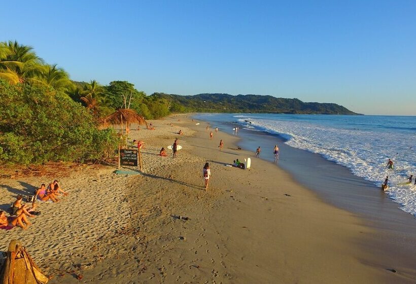 فندق Banana Beach