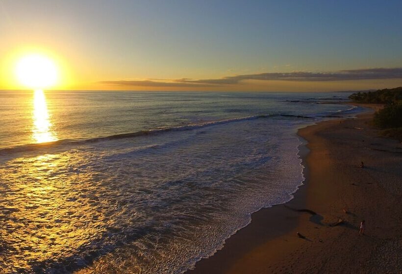 فندق Banana Beach