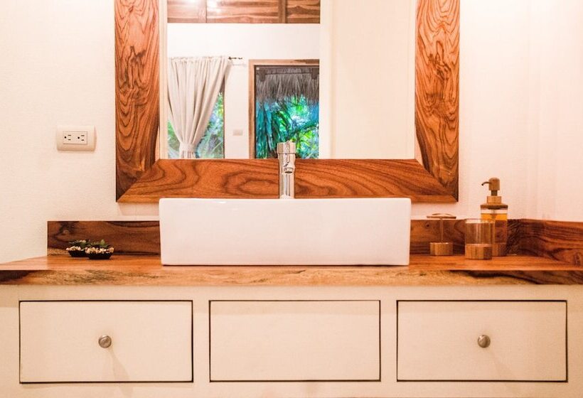 فندق Banana Beach