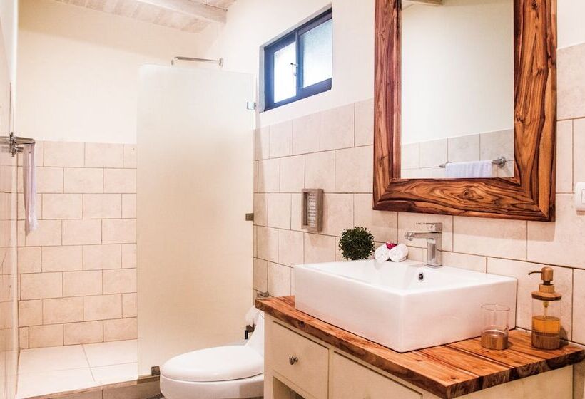 فندق Banana Beach