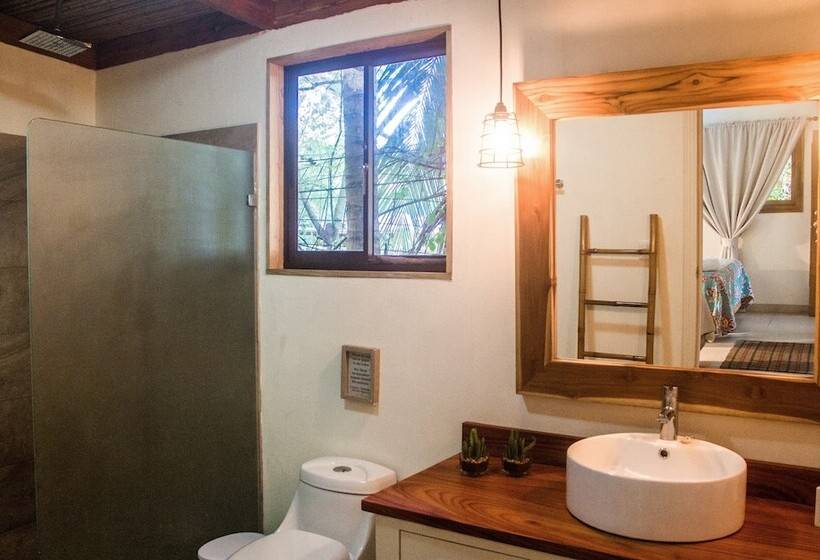 فندق Banana Beach