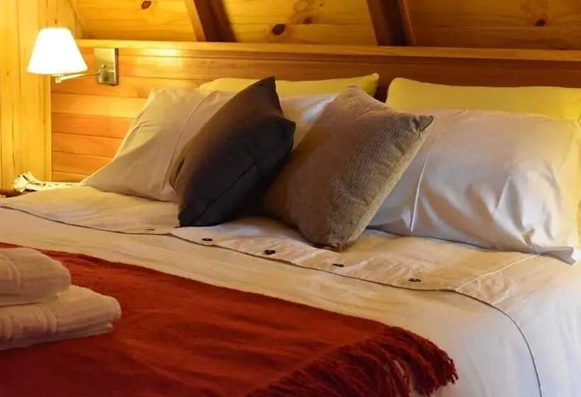 Hotelli Caren   Cabanas & Suites