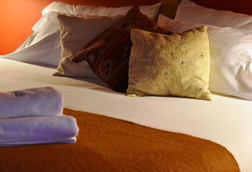 호텔 Caren Cabanas & Suites