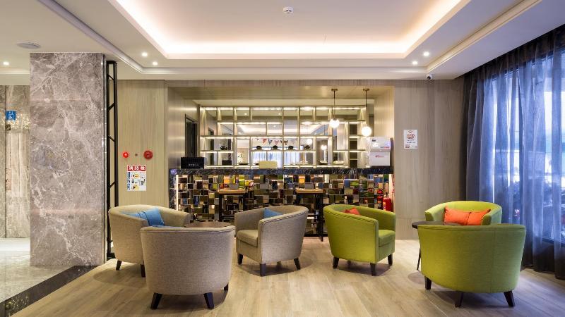 هتل Check Inn Taichung Wenxin Zhongqing