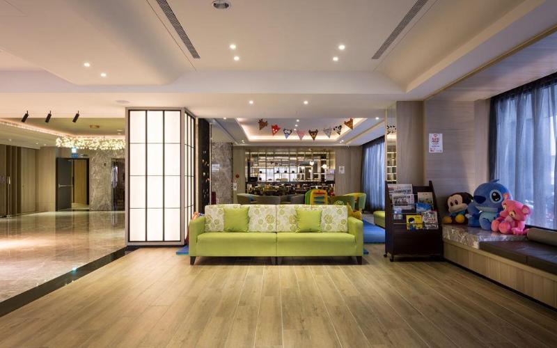 هتل Check Inn Taichung Wenxin Zhongqing