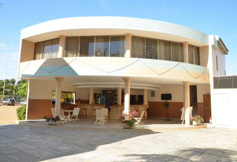 בית מלון כפרי Ghis Palace