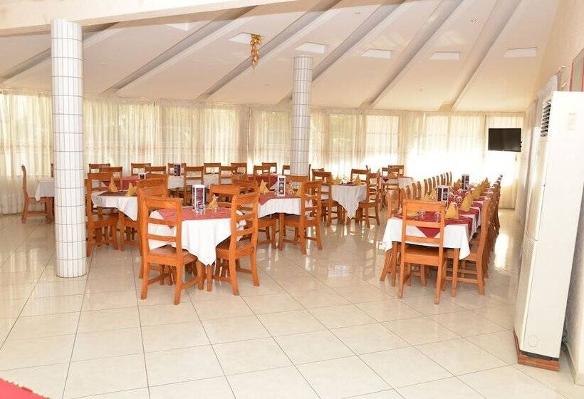 בית מלון כפרי Ghis Palace