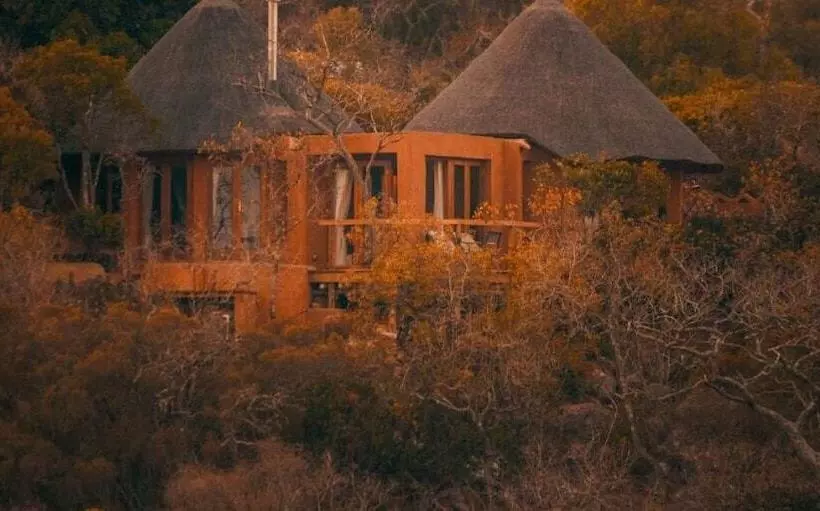 Hotelli Leshiba Mountain Retreats