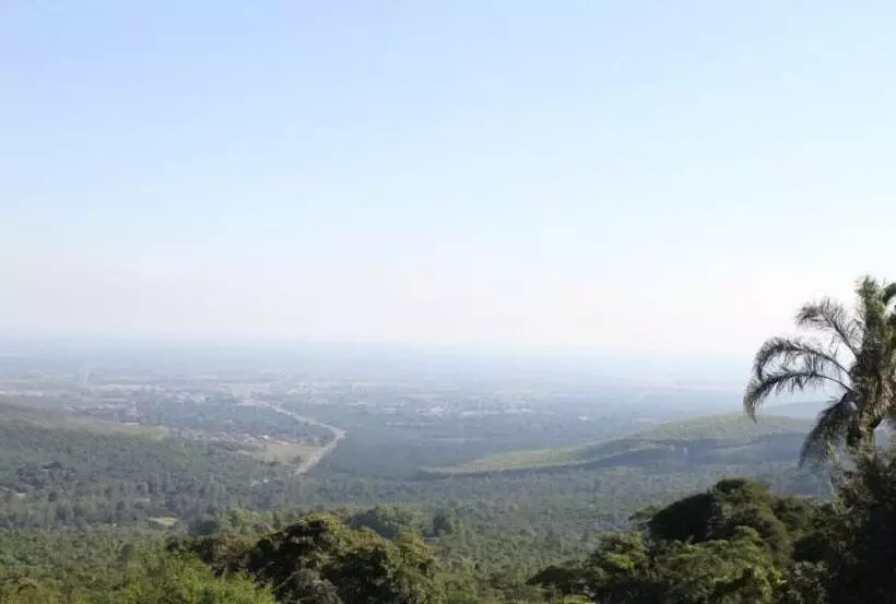 ホテル Mountain Inn Country