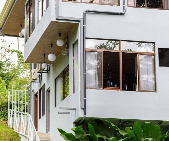 هتل Volcano Gold Loft