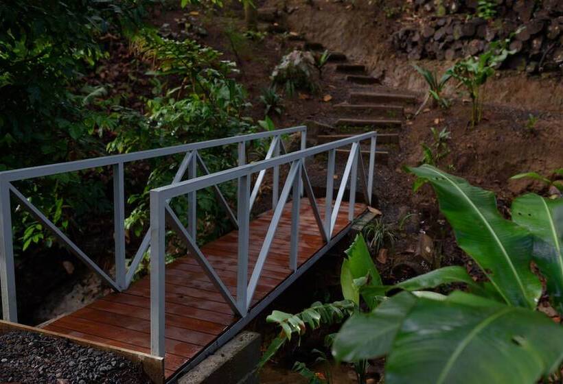 هتل Volcano Gold Loft