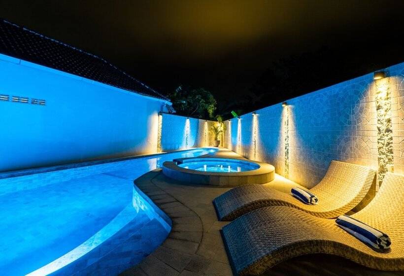 Villa Farsight Nusa Dua