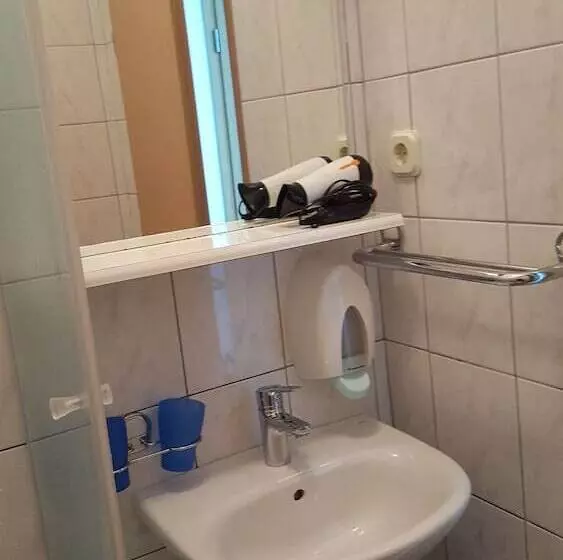 ペンション Apartments Ana & Ita