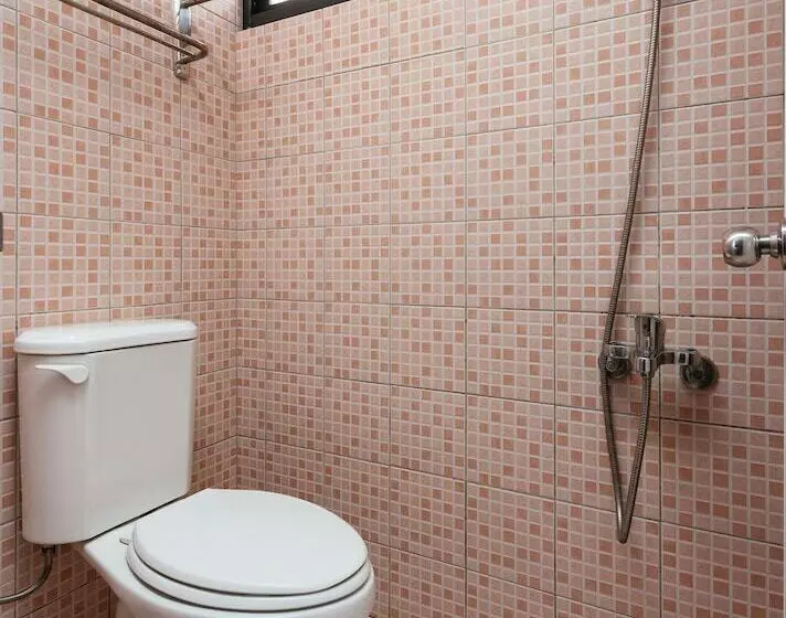 مسافرخانه Love I