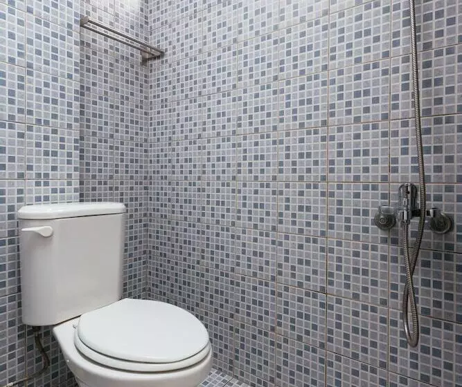 مسافرخانه Love I