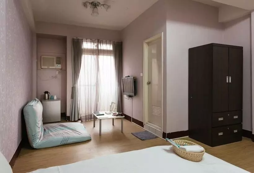 مسافرخانه Love I