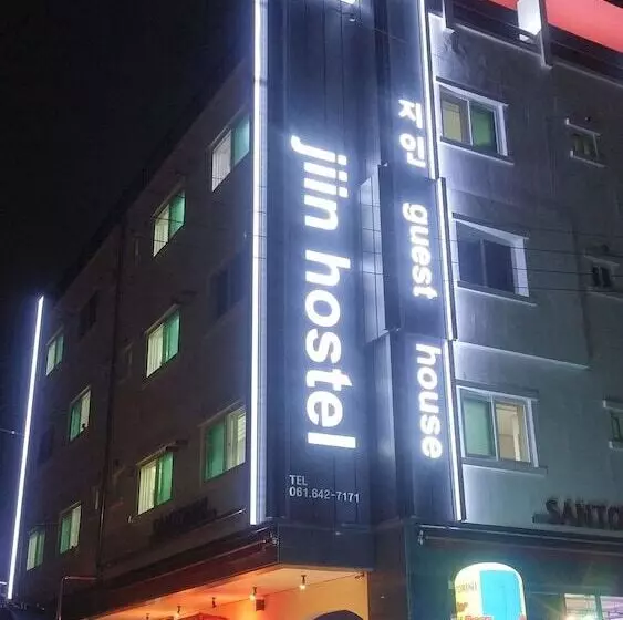 Jiin Hostel & Guesthouse