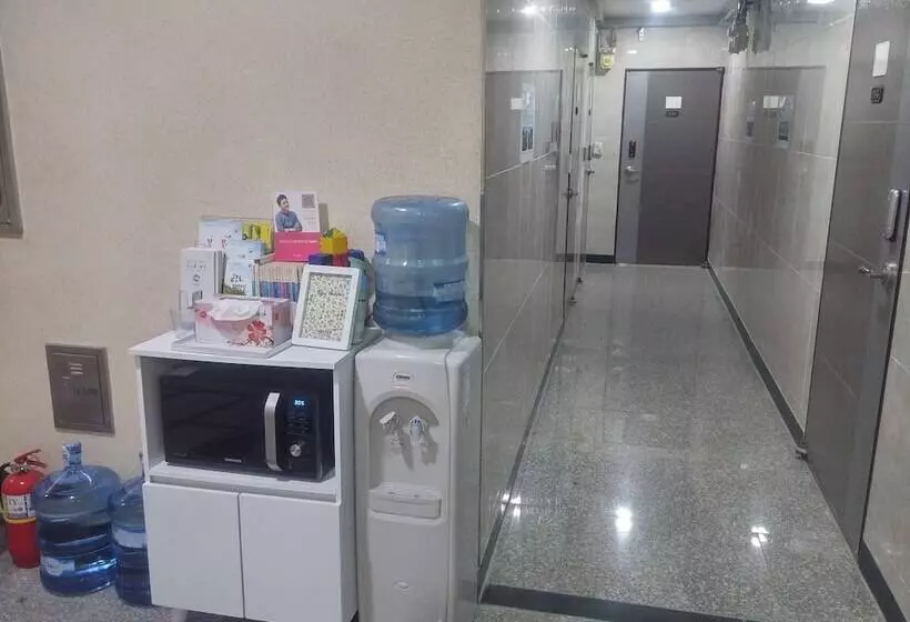 Jiin Hostel & Guesthouse