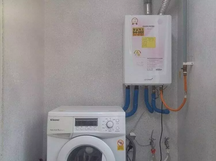 Jiin Hostel & Guesthouse