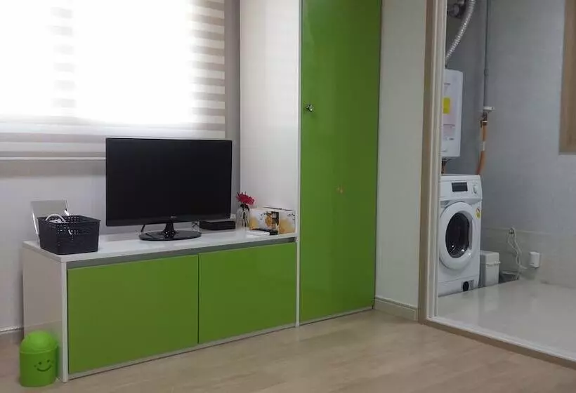 Jiin Hostel & Guesthouse