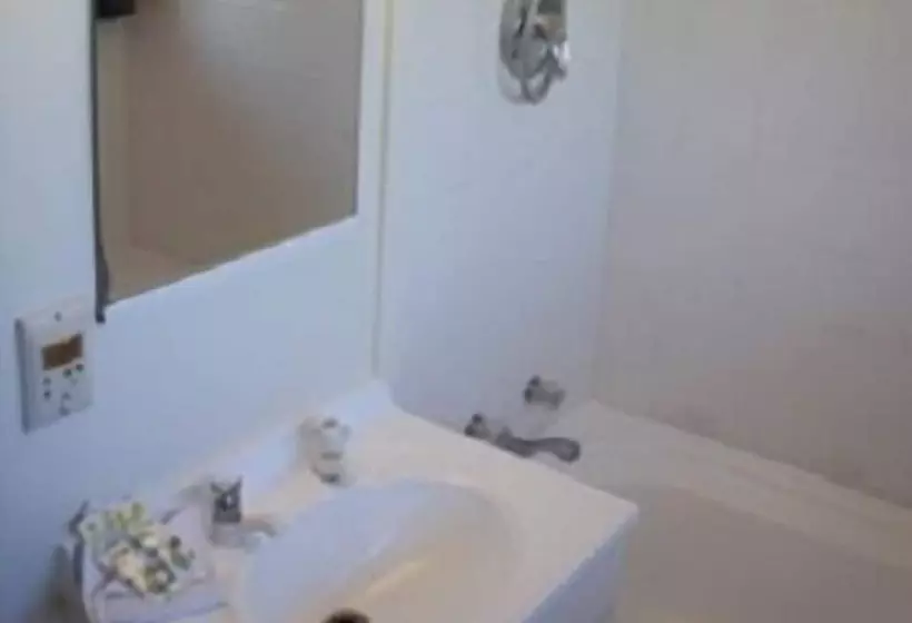 Airport Goldstar Motel