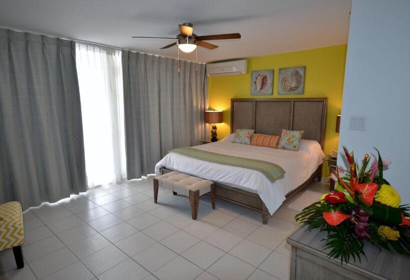 The Atrium Beach Resort And Spa, Ascend Hotel Collection